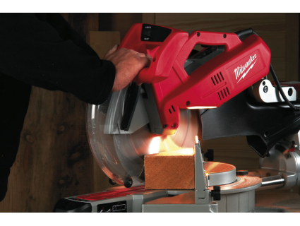 Торцовочная пила с двойным углом наклона MS 304 DB Milwaukee 4933471052