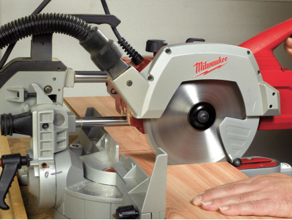 Торцовочная пила с протяжкой MS 216 SB Milwaukee 4933471055