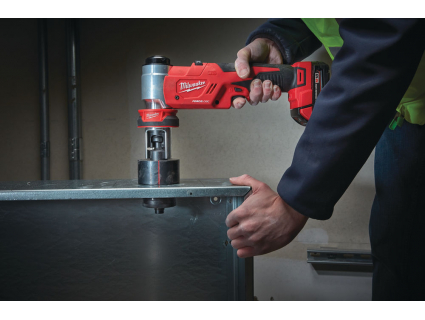 Гидравлический пробойник отверстий FORCE LOGIC™ M18 HKP-201CA Milwaukee 4933451204