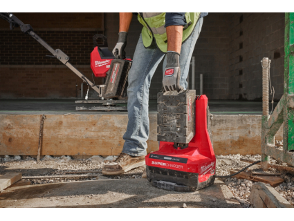 Зарядное устройство MXF SC Milwaukee 4932492848