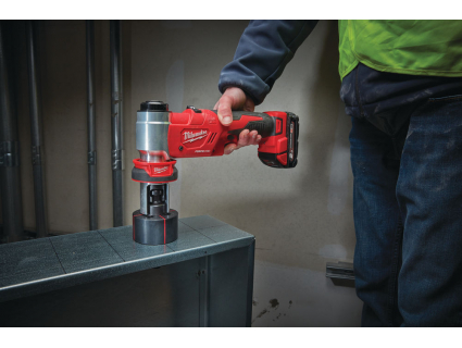 Гидравлический пробойник отверстий FORCE LOGIC™ M18 HKP-201C Milwaukee 4933451202