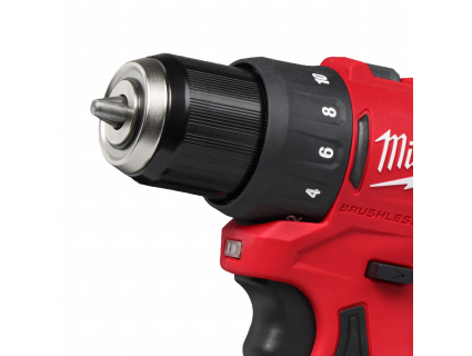 Шуруповерт аккумуляторный M12 BLDDRC-202C Milwaukee 4933499686