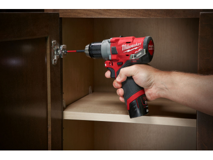 Шуруповерт аккумуляторный M12 FDD-202X Milwaukee 4933459816 Шуруповерт аккумуляторный M12 FDD-202X Milwaukee 4933459816