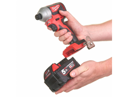 Винтоверт аккумуляторный M18 BLID2-502X Milwaukee 4933464520 Винтоверт аккумуляторный M18 BLID2-502X Milwaukee 4933464520