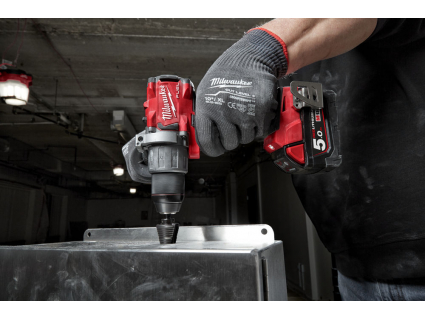 Шуруповерт аккумуляторный M18 FDD2-502X Milwaukee 4933464267