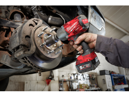 Гайковерт аккумуляторный M18 FHIWF12-502X FUEL Milwaukee 4933459696 Гайковерт аккумуляторный M18 FHIWF12-502X FUEL Milwaukee 4933459696