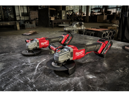 Угловая шлифмашина аккумуляторная M18 FHSAG125 XB-552X FUEL Milwaukee 4933471079